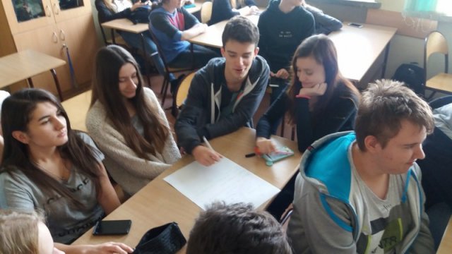 Projekt „Biznes przy tablicy – Konta, lokaty, kredyty…”