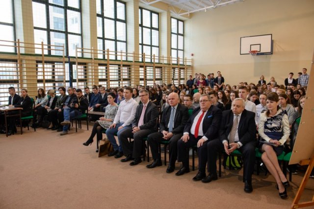 FOTORELACJA Z INAUGURACJI ROKU 100-LECIA SZKOŁY