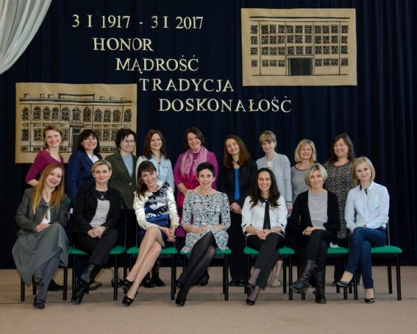 FOTORELACJA Z INAUGURACJI ROKU 100-LECIA SZKOŁY