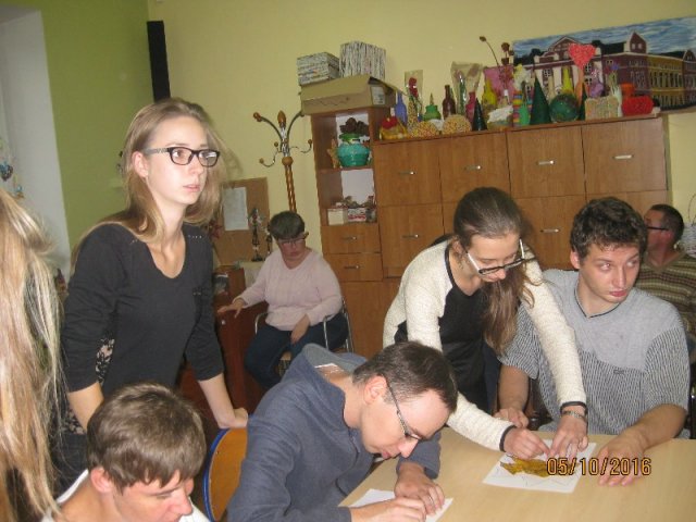 Wolontariusze z wizytą w Warsztatach Terapii Zajęciowej