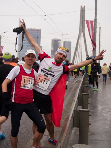 DESZCZOWY MARATON W STYLU FOLK