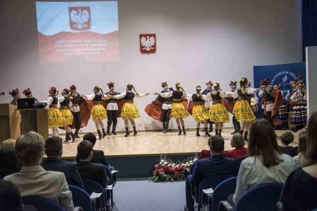 Uczennica I LO , Paulina Kostrzanowska,  stypendystką Prezesa Rady Ministrów 