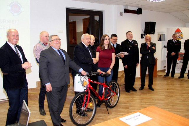 Uczennica Jagiełły - Zwyciężczynią Turnieju Wiedzy Pożarniczej